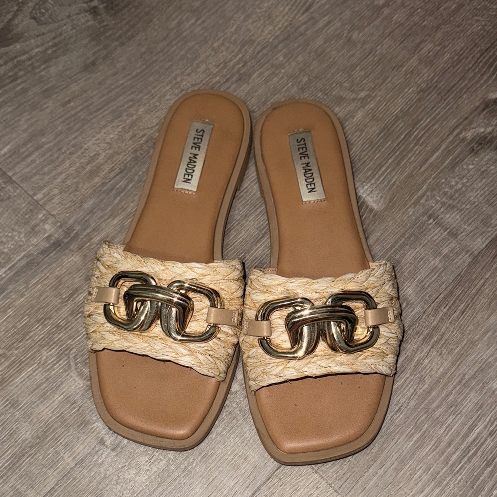 Steve Madden Beige Woven Slide Sandals